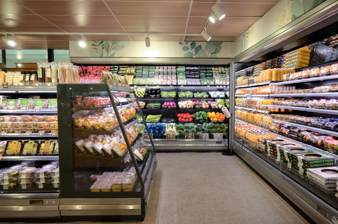 bonnet-neve-refrigerated-cabinets-furnish-tucker-fresh-iga-store